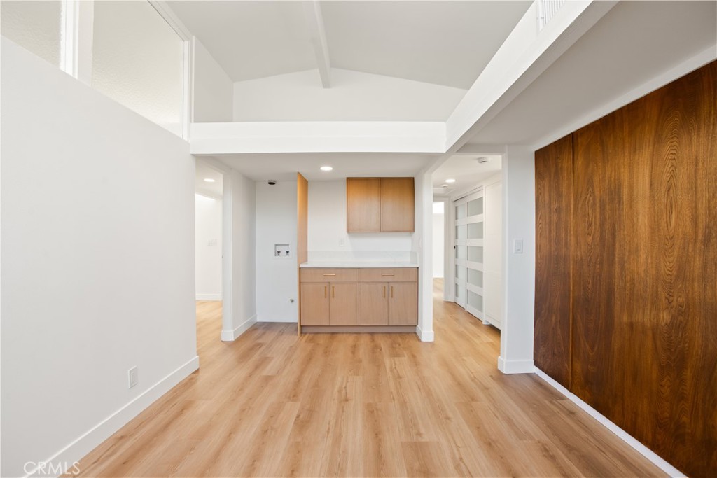 108 Level Place Anaheim, CA 92804 - Photo 9 of 33 Flex Space & Laundry Area