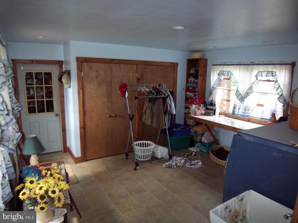 1718 Valley View Road Mount Joy, PA 17552 - Photo 14 of 33