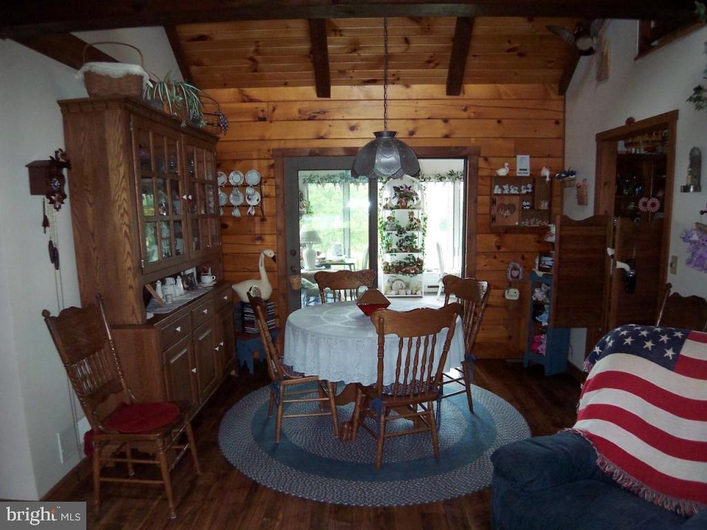 1718 Valley View Road Mount Joy, PA 17552 - Photo 7 of 33