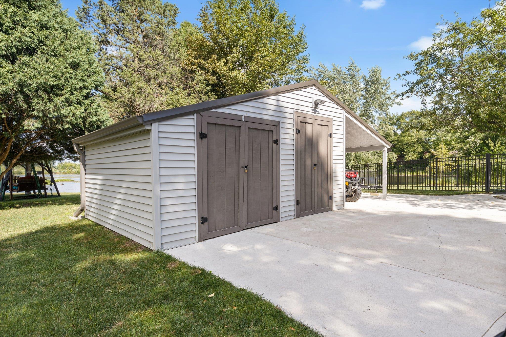 5322 Willow Bend Road Alma, MI 48801 - Photo 13 of 61 1903244-12.JPG