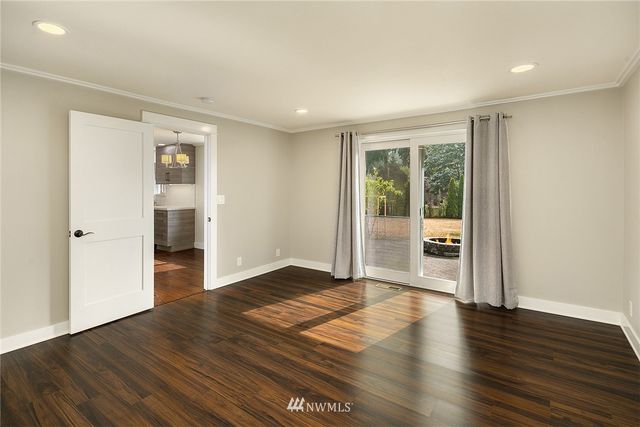 $670,000 | 23505 66th Avenue West, Mountlake Terrace, WA 98043