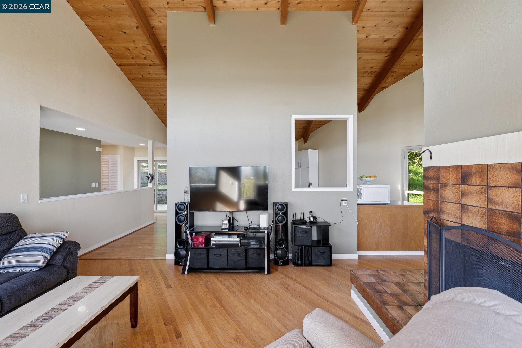 66 Bridge Road Novato, CA 94945 - Photo 10 of 51