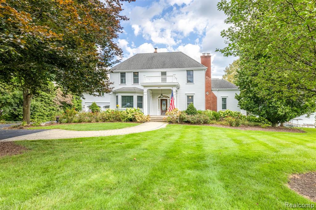 1012 North Riverside Avenue St. Clair, MI 48079 - Photo 4 of 93 Gallery Image 4