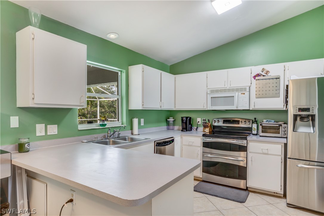 18522 Tulip Road Fort Myers, FL 33967 - Photo 7 of 18 Gallery Image 7