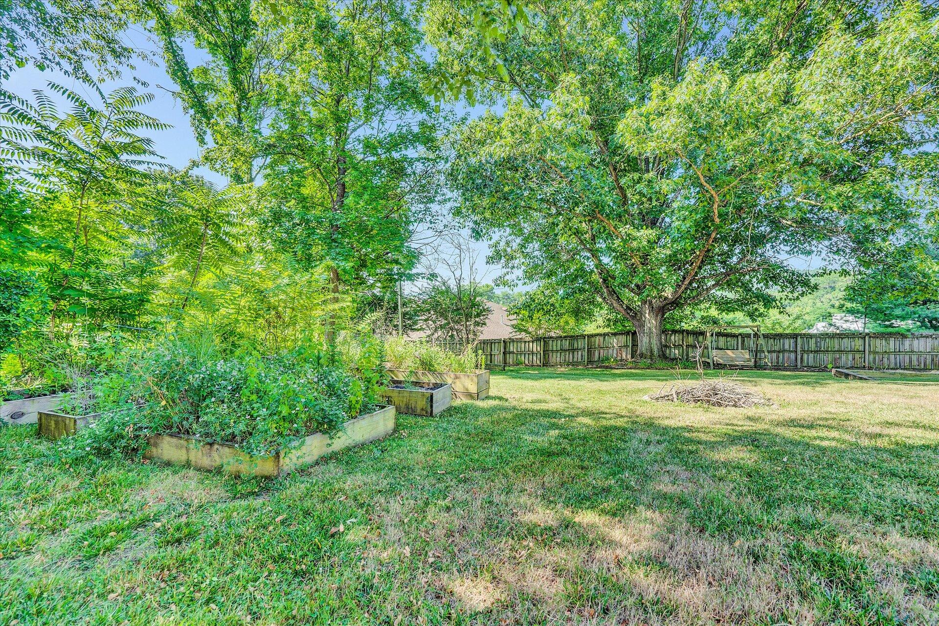2807 McVitty Road Southwest Roanoke, VA 24018 - Photo 23 of 35 23-DSC2382