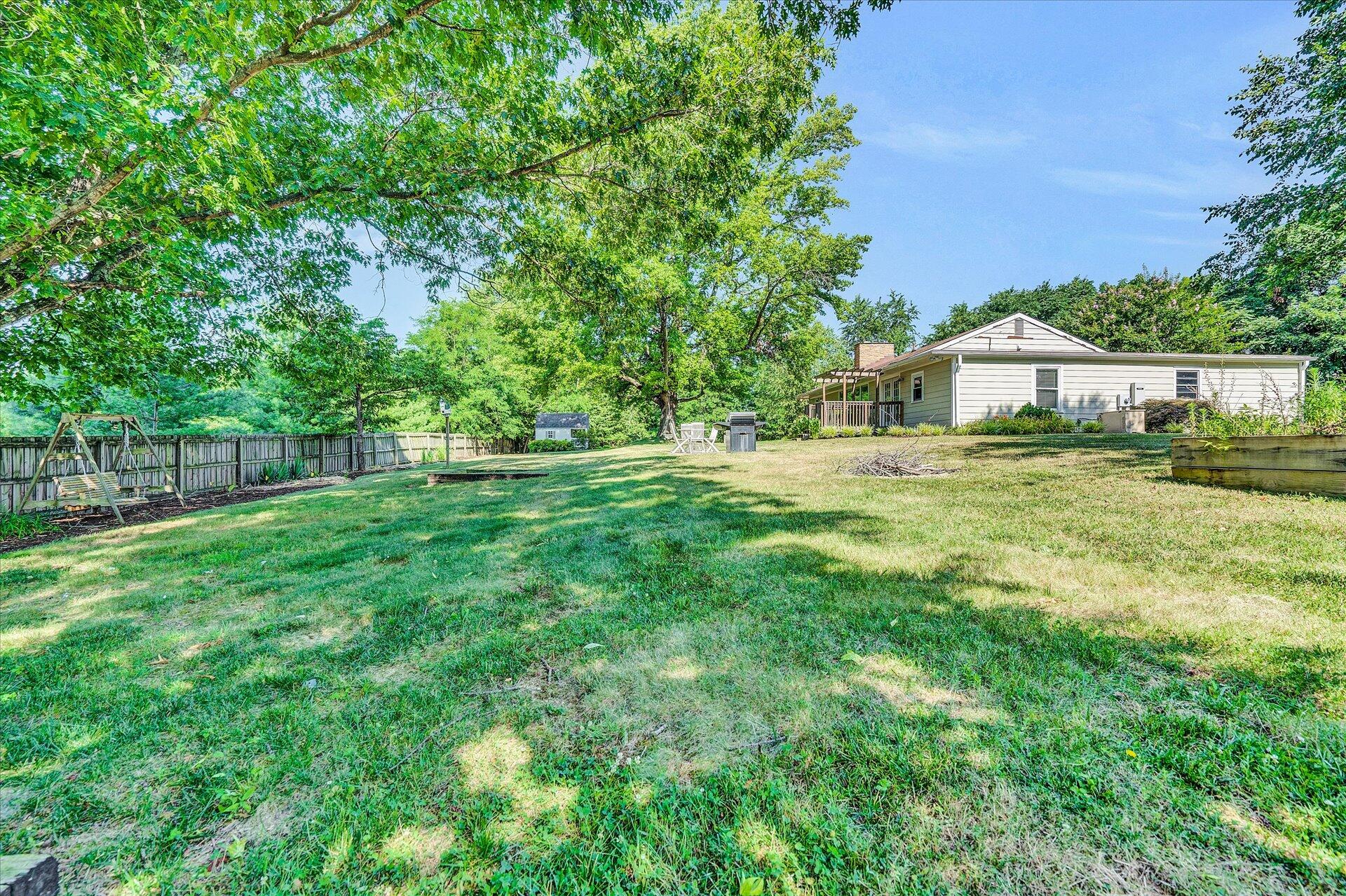 2807 McVitty Road Southwest Roanoke, VA 24018 - Photo 25 of 35 25-DSC2388