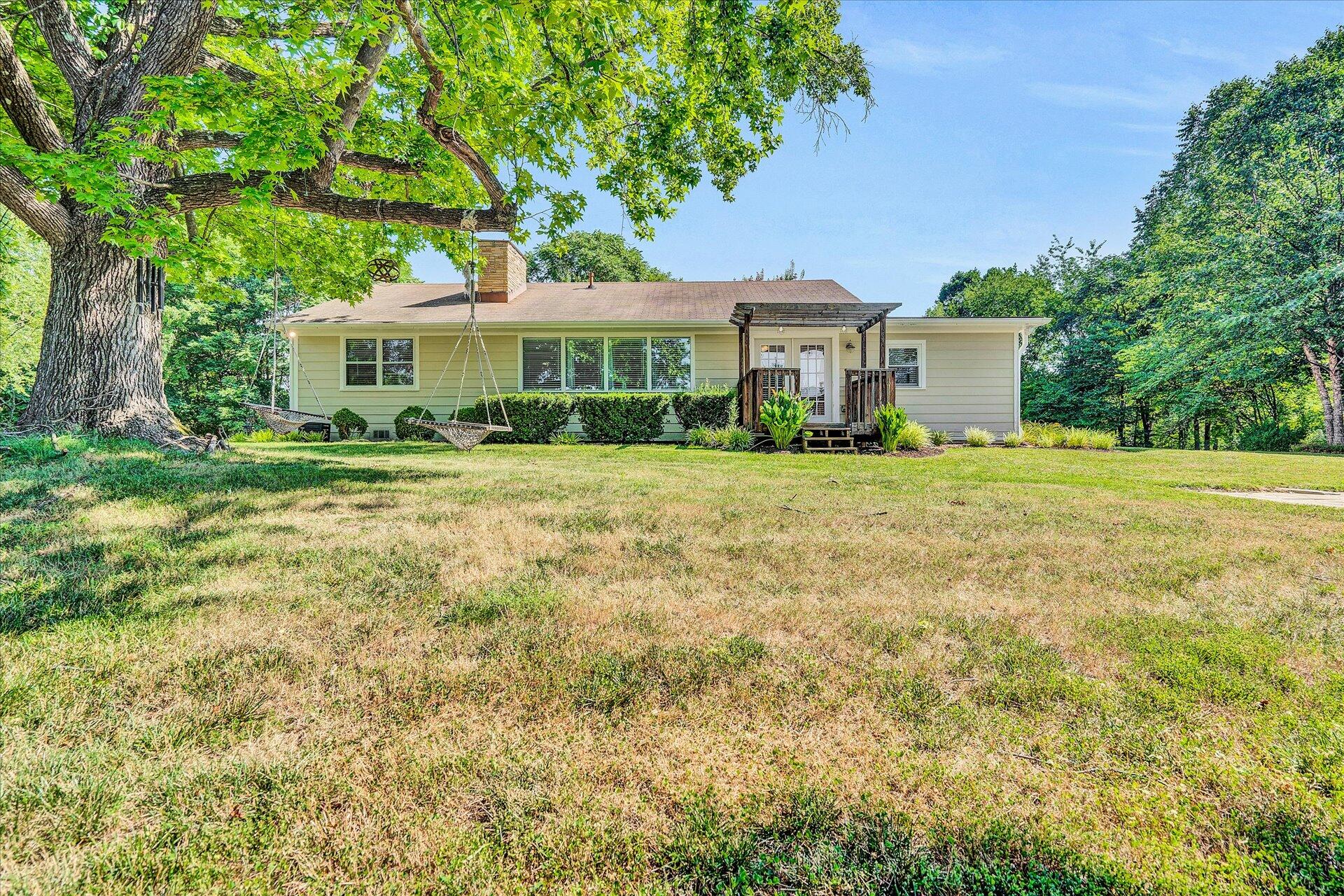 2807 McVitty Road Southwest Roanoke, VA 24018 - Photo 27 of 35 27-DSC2394