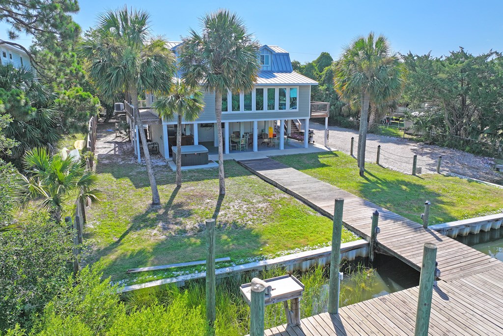 304 Wing Street St. George Island, FL 32328 - Photo 37 of 65