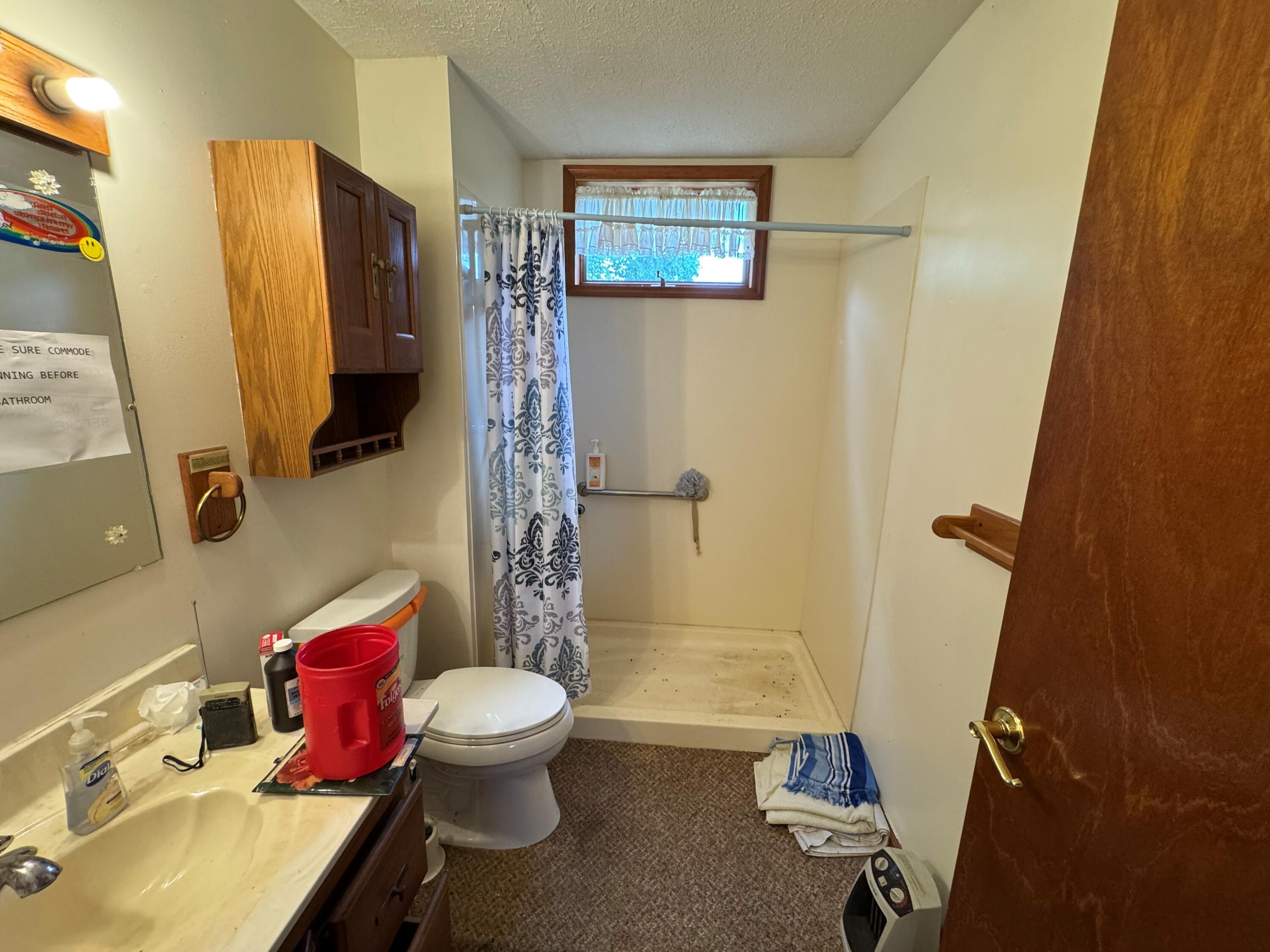6490 Gratz Road Owenton, KY 40359 - Photo 21 of 31 Bathroom 2