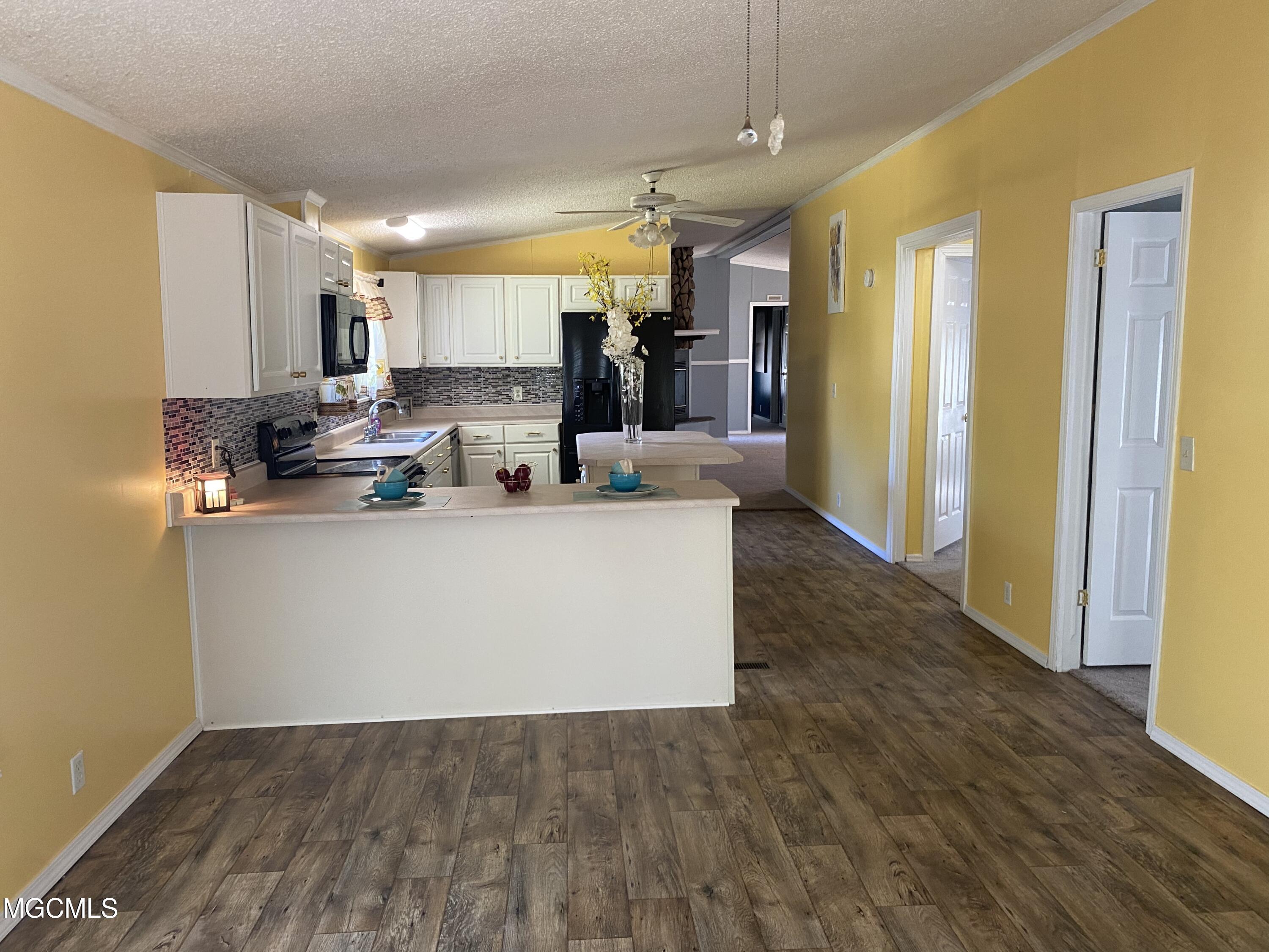 1624 Hastings Road Gautier, MS 39553 - Photo 15 of 26 BD1EFB88-215E-4606-8258-8443B00CFE71