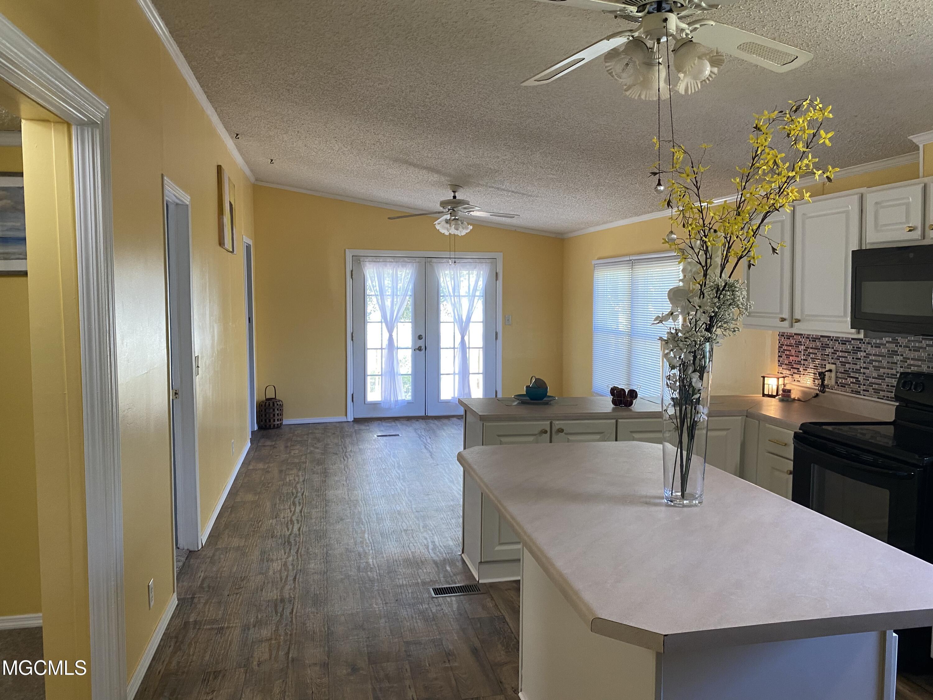 1624 Hastings Road Gautier, MS 39553 - Photo 23 of 26 86E422B5-36F9-4DA1-8C65-F83CE7FECA93