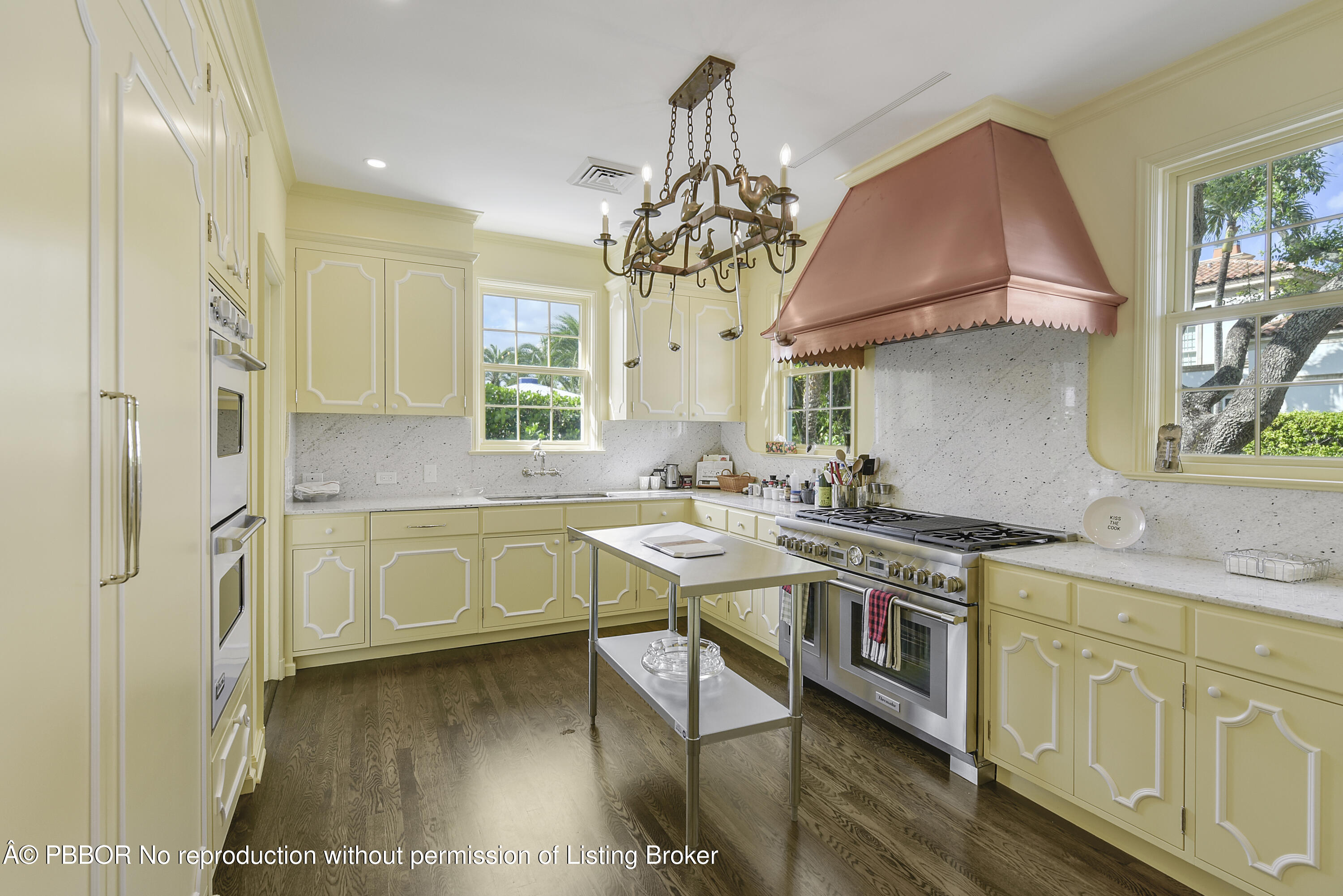 250 Algoma Road Palm Beach, FL 33480 - Photo 14 of 60 250 Algoma Rd Palm Beach FL-print-014-04