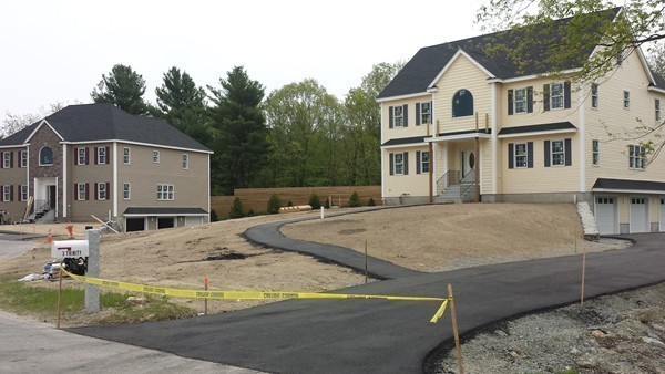 5 Trinity Court Andover, MA 01810 - Photo 9 of 20 Gallery Image 9