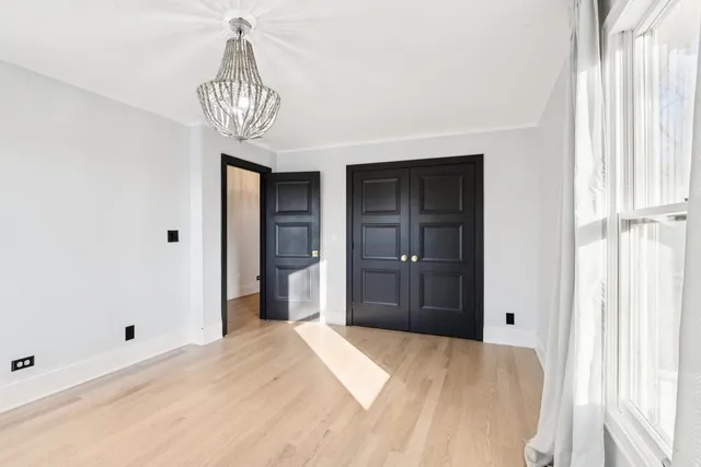 $1,390,000 | 27625 West Kazimour Drive, Lake Barrington, IL 60010