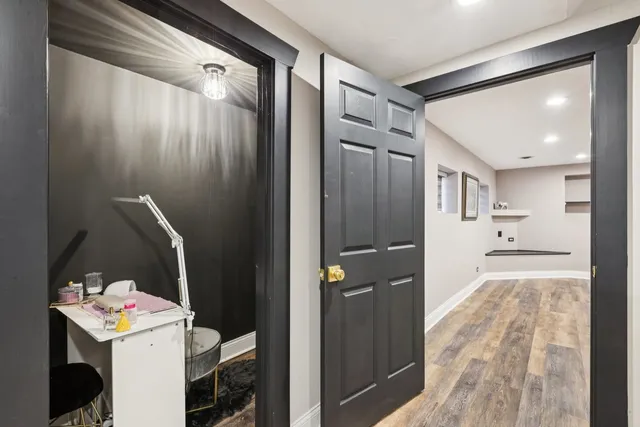 $1,390,000 | 27625 West Kazimour Drive, Lake Barrington, IL 60010