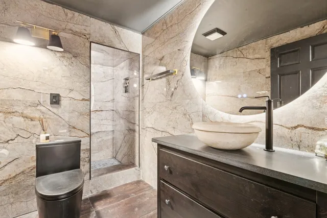 $1,390,000 | 27625 West Kazimour Drive, Lake Barrington, IL 60010