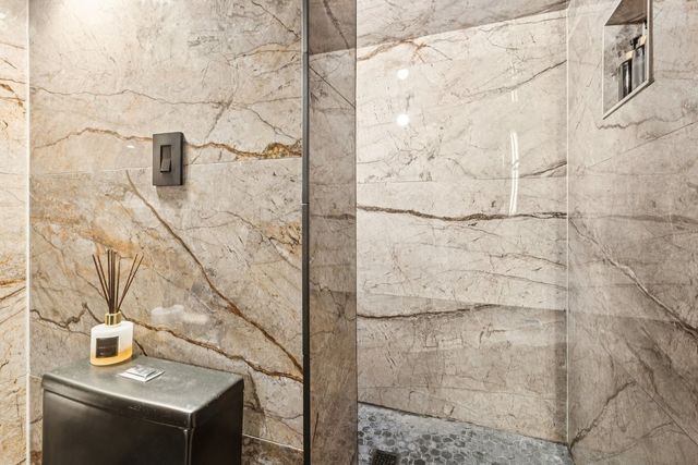 $1,390,000 | 27625 West Kazimour Drive, Lake Barrington, IL 60010