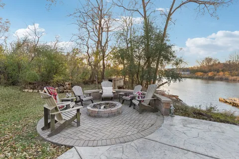 $1,390,000 | 27625 West Kazimour Drive, Lake Barrington, IL 60010