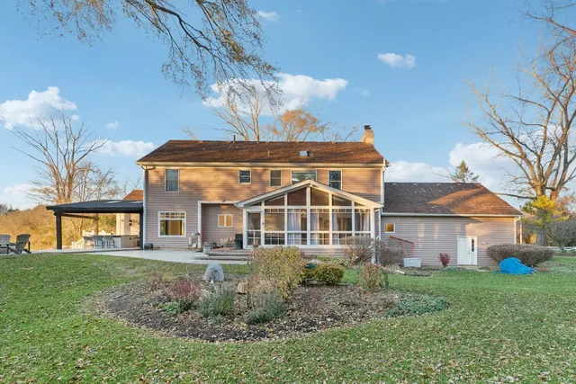 $1,390,000 | 27625 West Kazimour Drive, Lake Barrington, IL 60010
