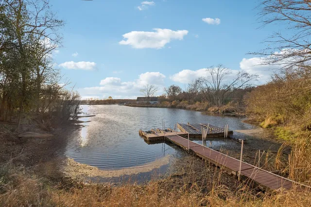 $1,390,000 | 27625 West Kazimour Drive, Lake Barrington, IL 60010