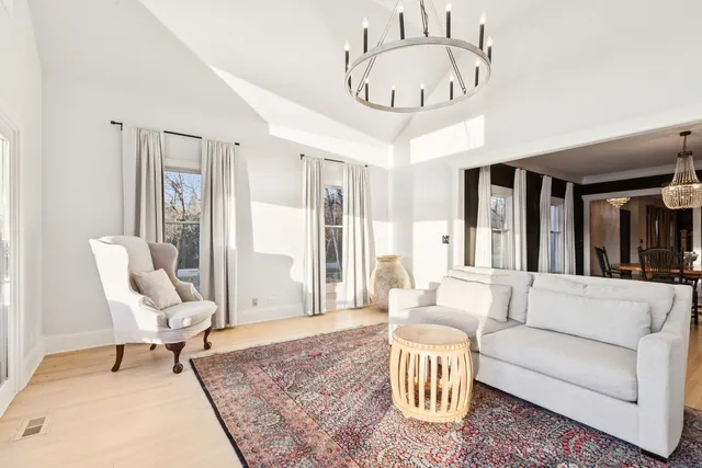 $1,390,000 | 27625 West Kazimour Drive, Lake Barrington, IL 60010