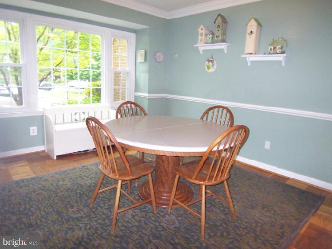 6406 Wainfleet Court Springfield, VA 22152 - Photo 9 of 30 Family Room