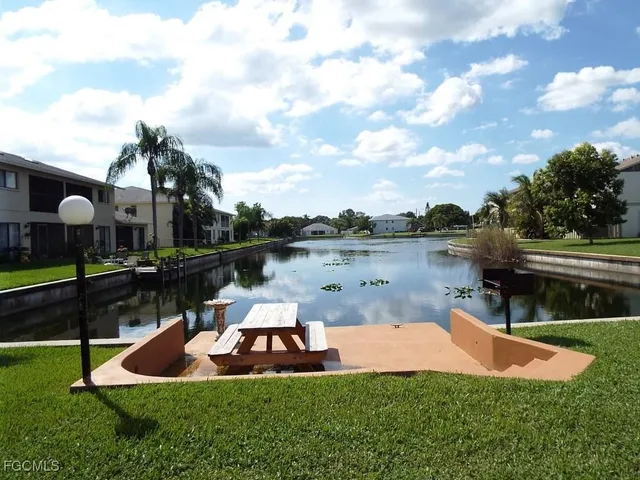 $1,400 | 706 Southeast 13th Court, Unit J, Cape Coral, FL 33990