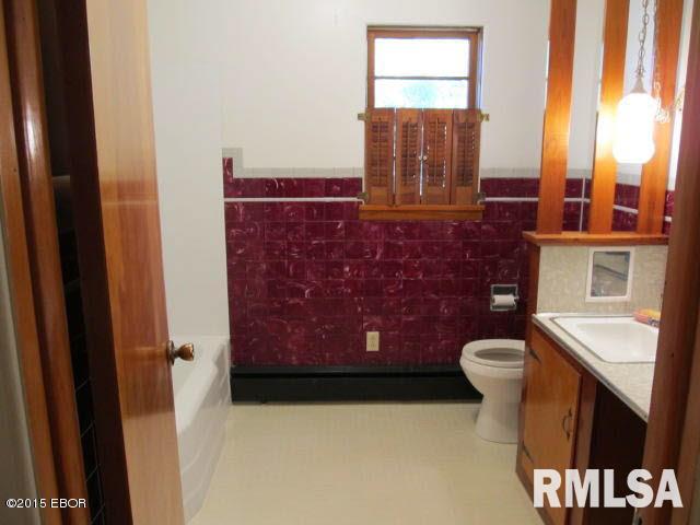 2112 East Richview Road Mount Vernon, IL 62864 - Photo 18 of 21 Gallery Image 18