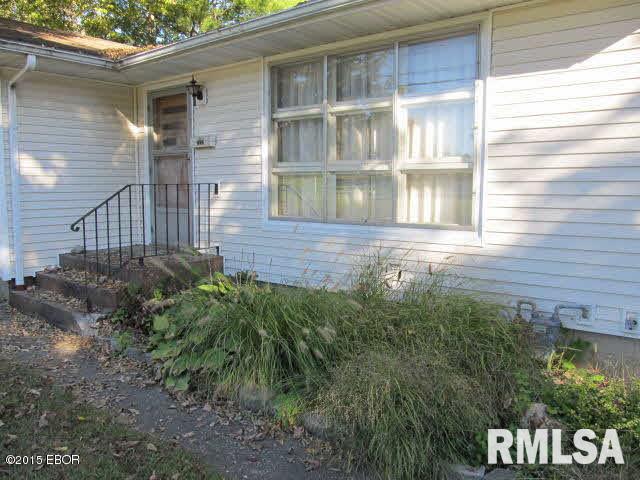 2112 East Richview Road Mount Vernon, IL 62864 - Photo 3 of 21 Gallery Image 3