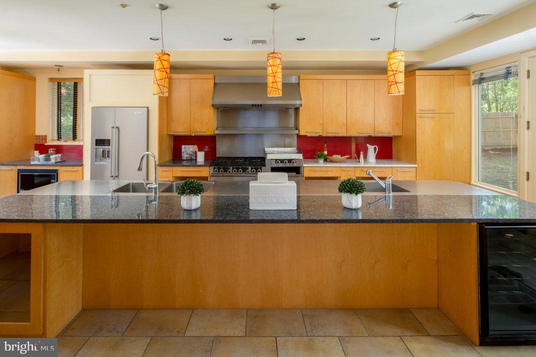 129 Fairview Road Narberth, PA 19072 - Photo 14 of 41 Kitchen Island with Pendant Lighting