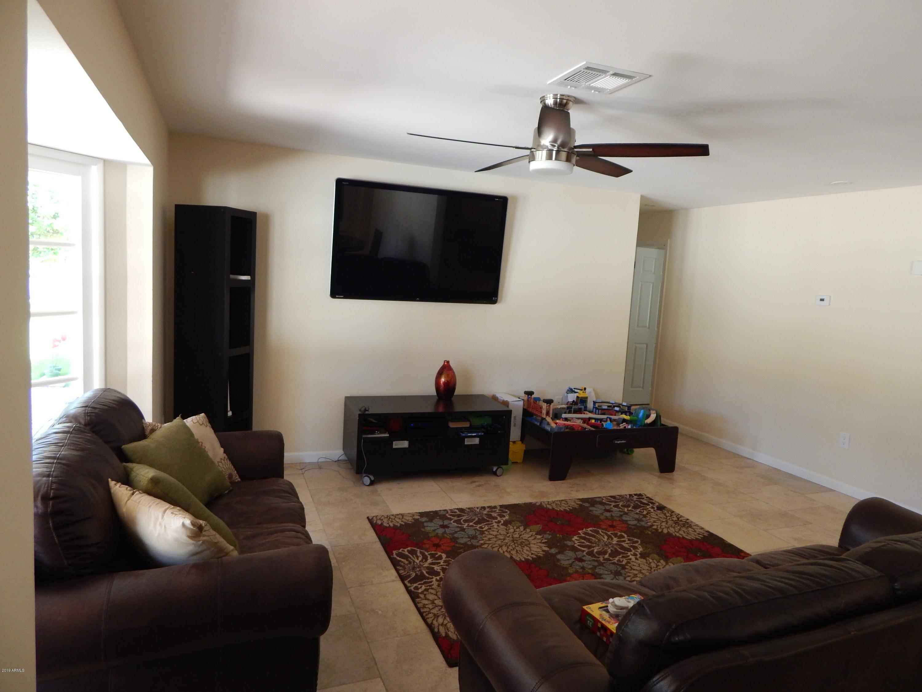 512 West Southern Hills Road Phoenix, AZ 85023 - Photo 15 of 33 DSCN6826