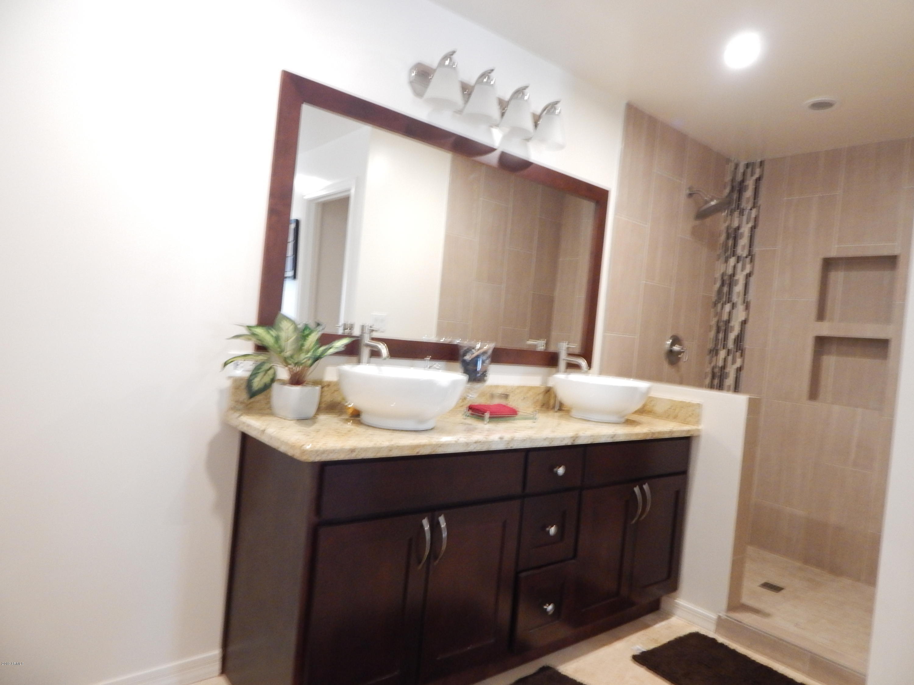 512 West Southern Hills Road Phoenix, AZ 85023 - Photo 28 of 33 DSCN6813