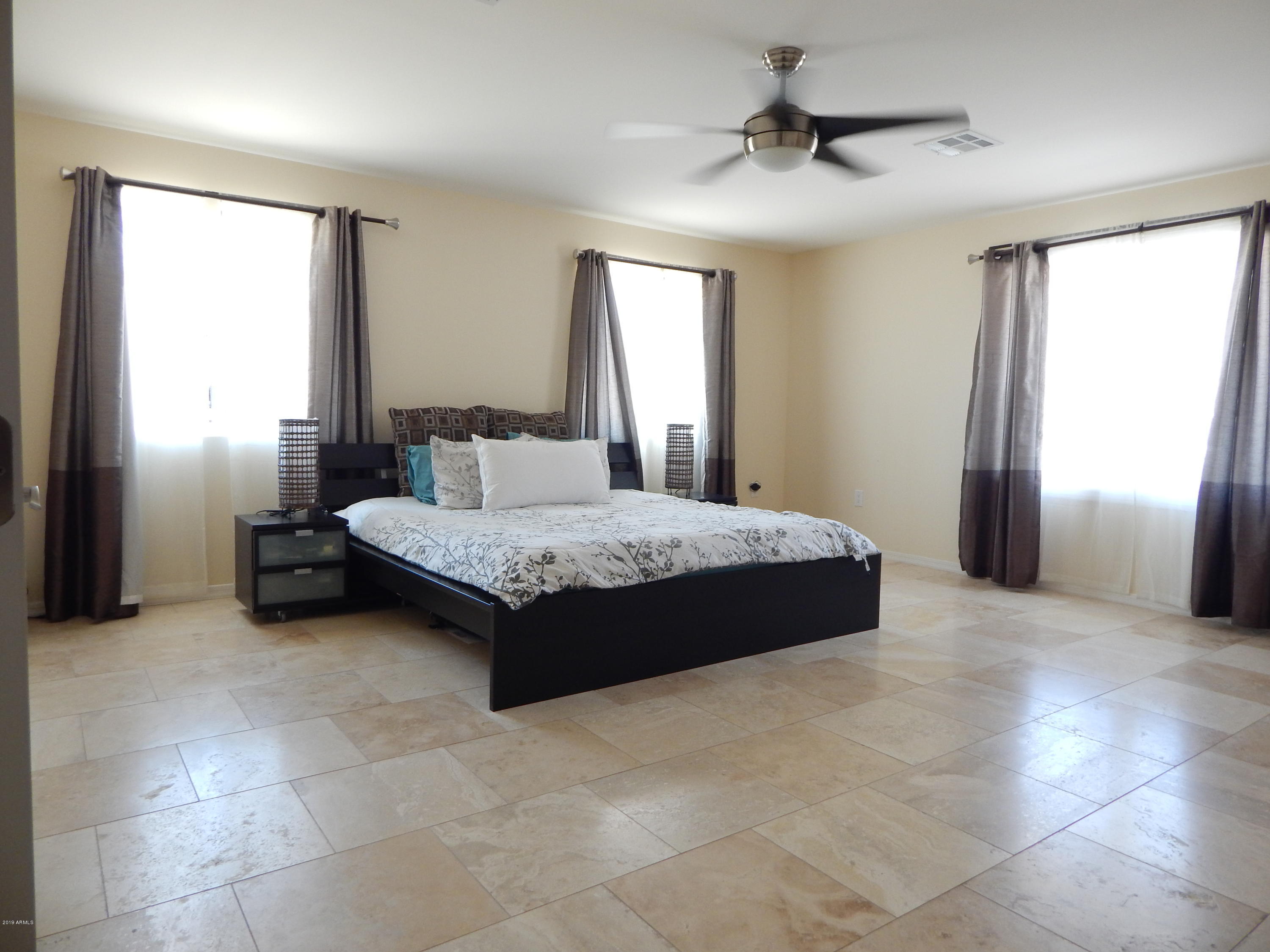 512 West Southern Hills Road Phoenix, AZ 85023 - Photo 30 of 33 DSCN6811