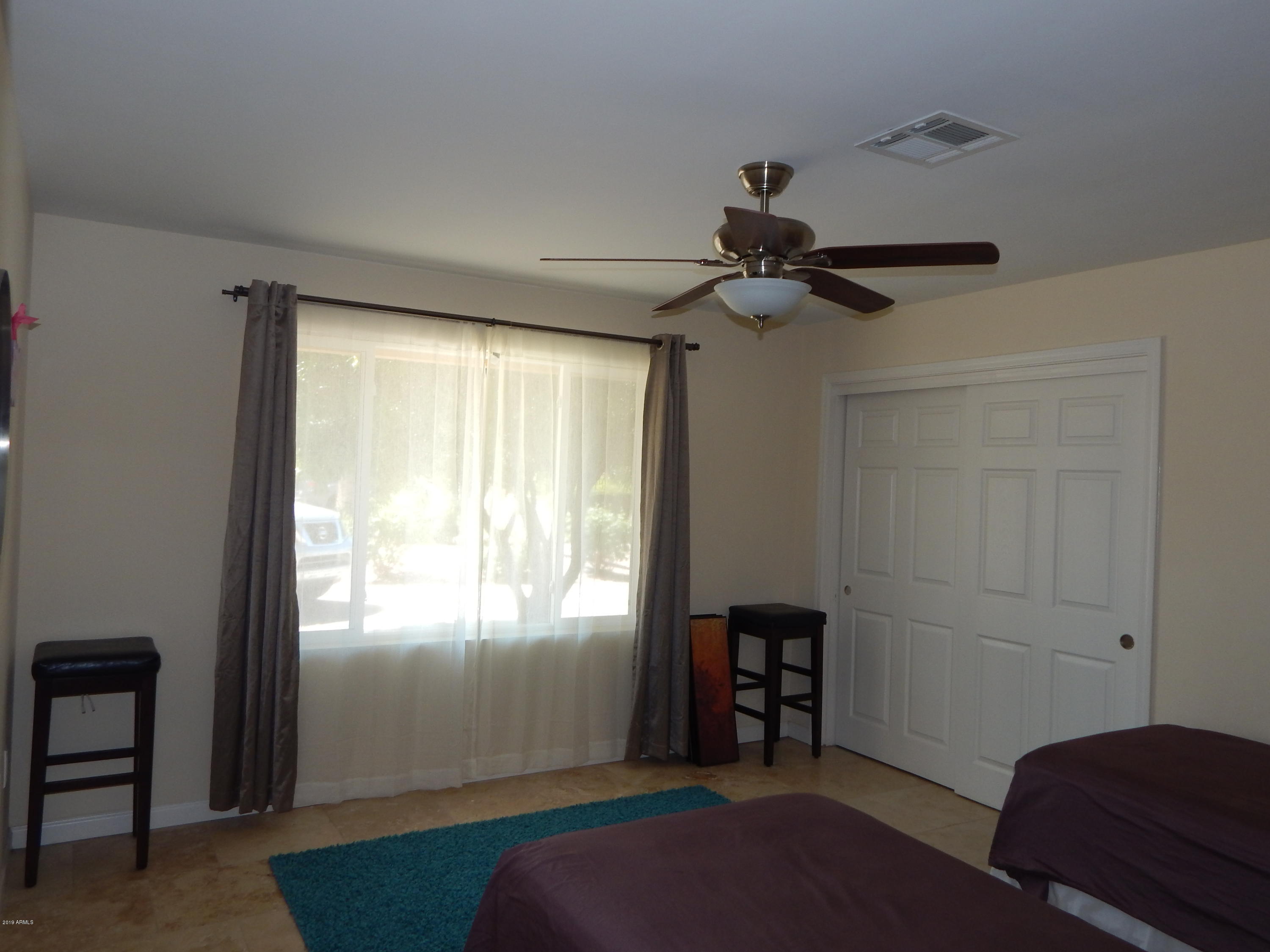 512 West Southern Hills Road Phoenix, AZ 85023 - Photo 10 of 33 DSCN6831