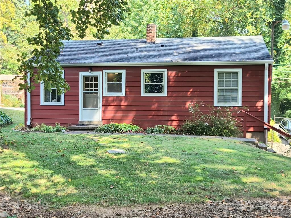 439 Governors View Road Asheville, NC 28805 - Photo 12 of 13 Gallery Image 12