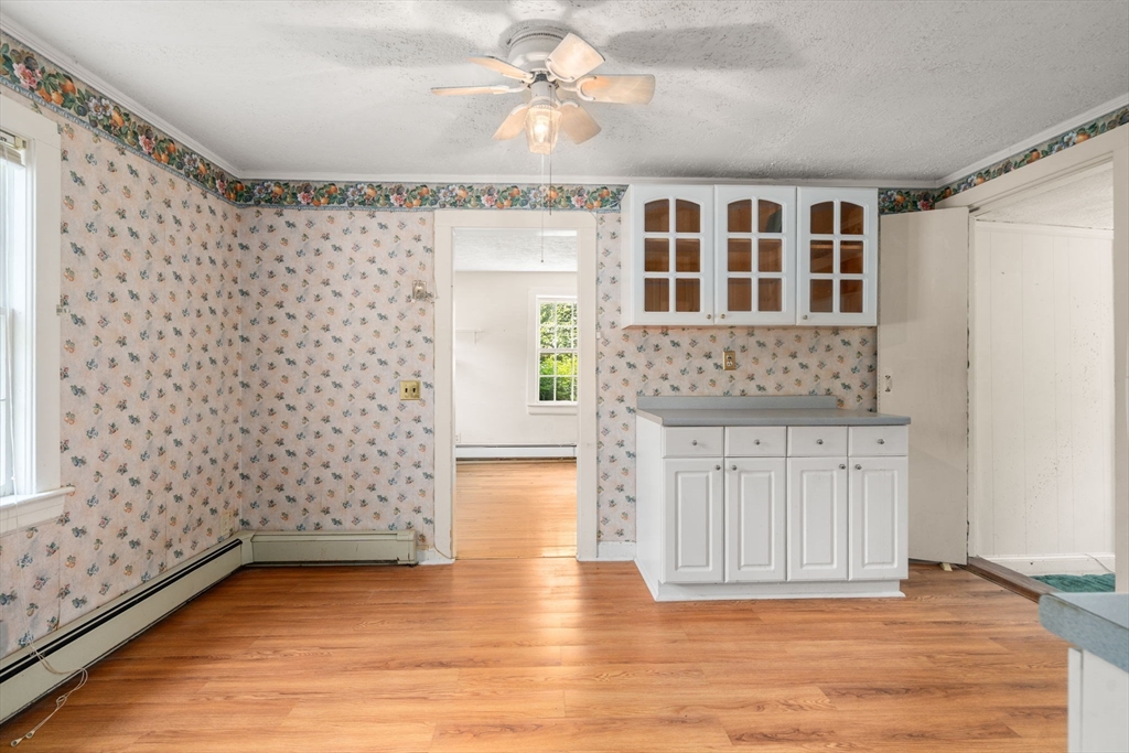 40 Fairfield Street Maynard, MA 01754 - Photo 6 of 38