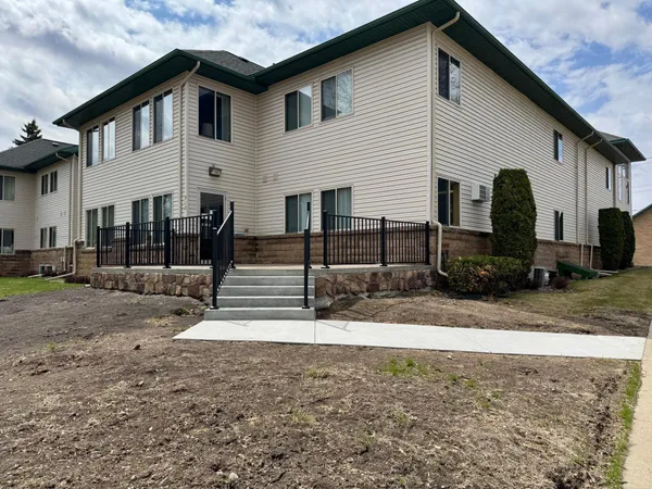 $152,500 | 912 Hawthorne Street, Unit 106, Alexandria, MN 56308