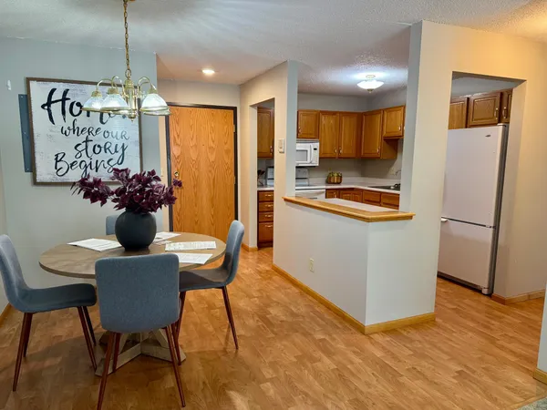 $152,500 | 912 Hawthorne Street, Unit 106, Alexandria, MN 56308