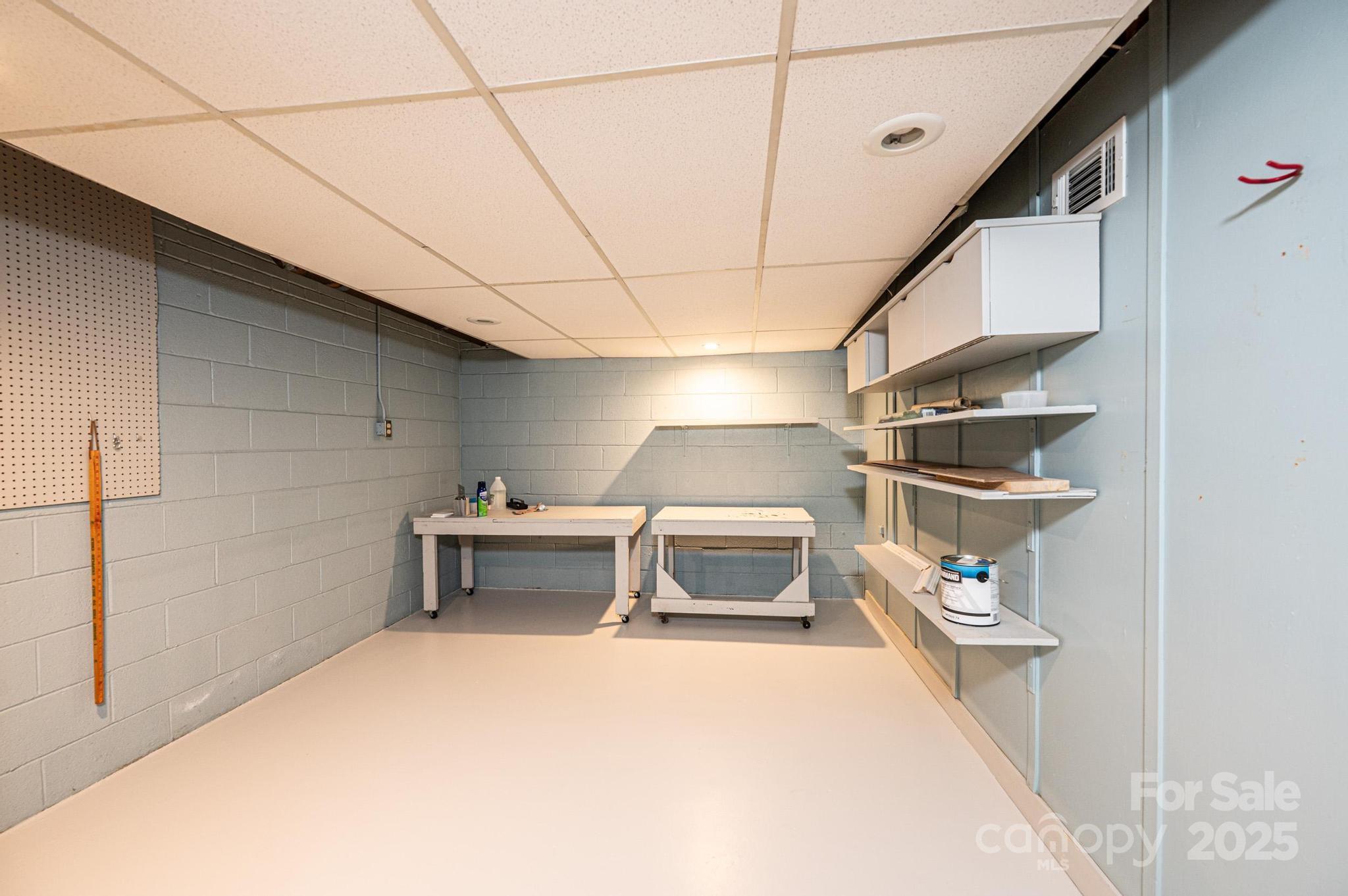 141 36th Avenue Northwest Hickory, NC 28601 - Photo 43 of 46