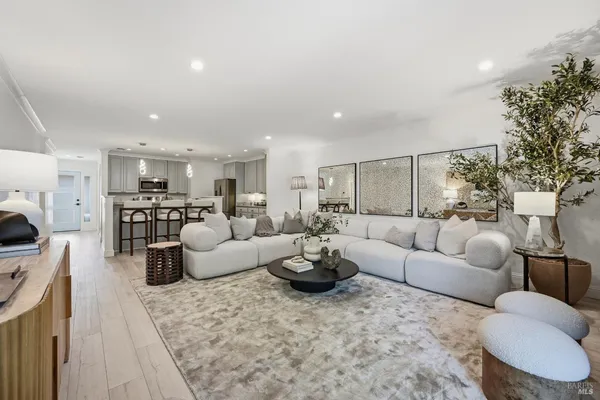 $1,049,000 | 114 Vineyard Circle, Yountville, CA 94599