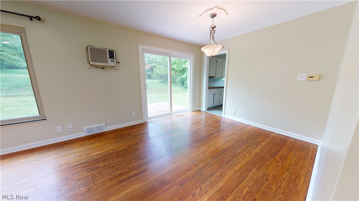 846 South Cleveland Massillon Road Akron, OH 44333 - Photo 9 of 26