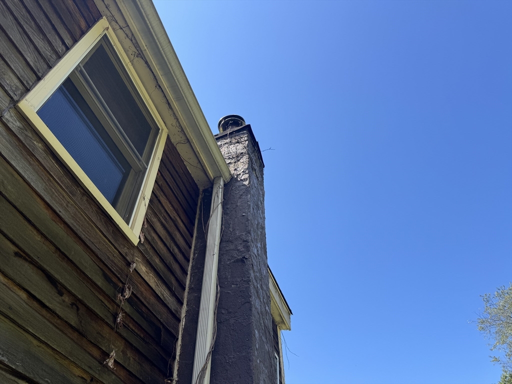 28 Lindbergh Street Clinton, MA 01510 - Photo 6 of 27 a view of balcony