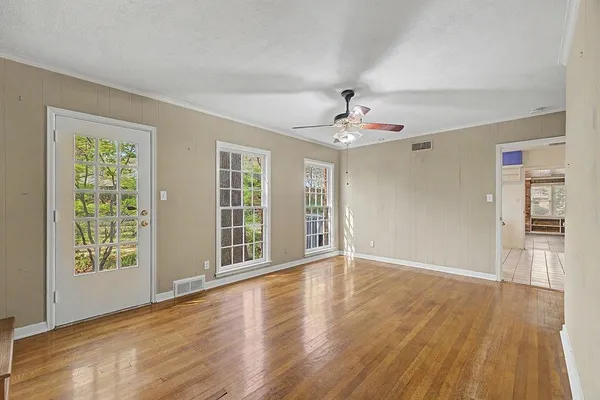 $445,000 | 5185 Mary Starnes Drive, Memphis, TN 38117