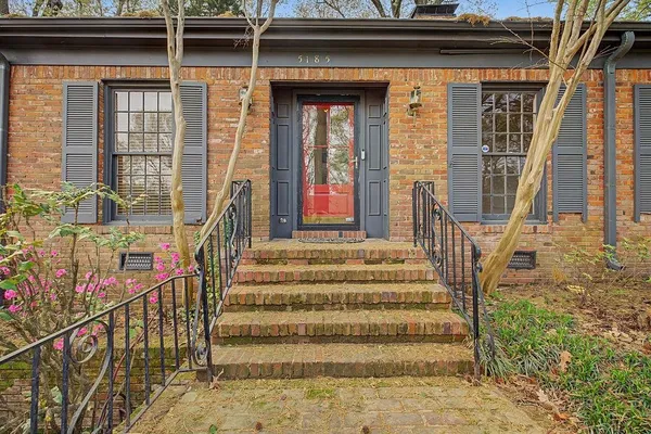 $445,000 | 5185 Mary Starnes Drive, Memphis, TN 38117