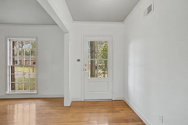 $445,000 | 5185 Mary Starnes Drive, Memphis, TN 38117