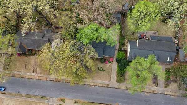 $445,000 | 5185 Mary Starnes Drive, Memphis, TN 38117