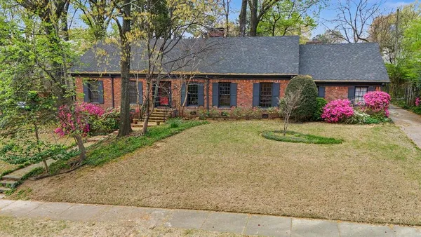 $445,000 | 5185 Mary Starnes Drive, Memphis, TN 38117