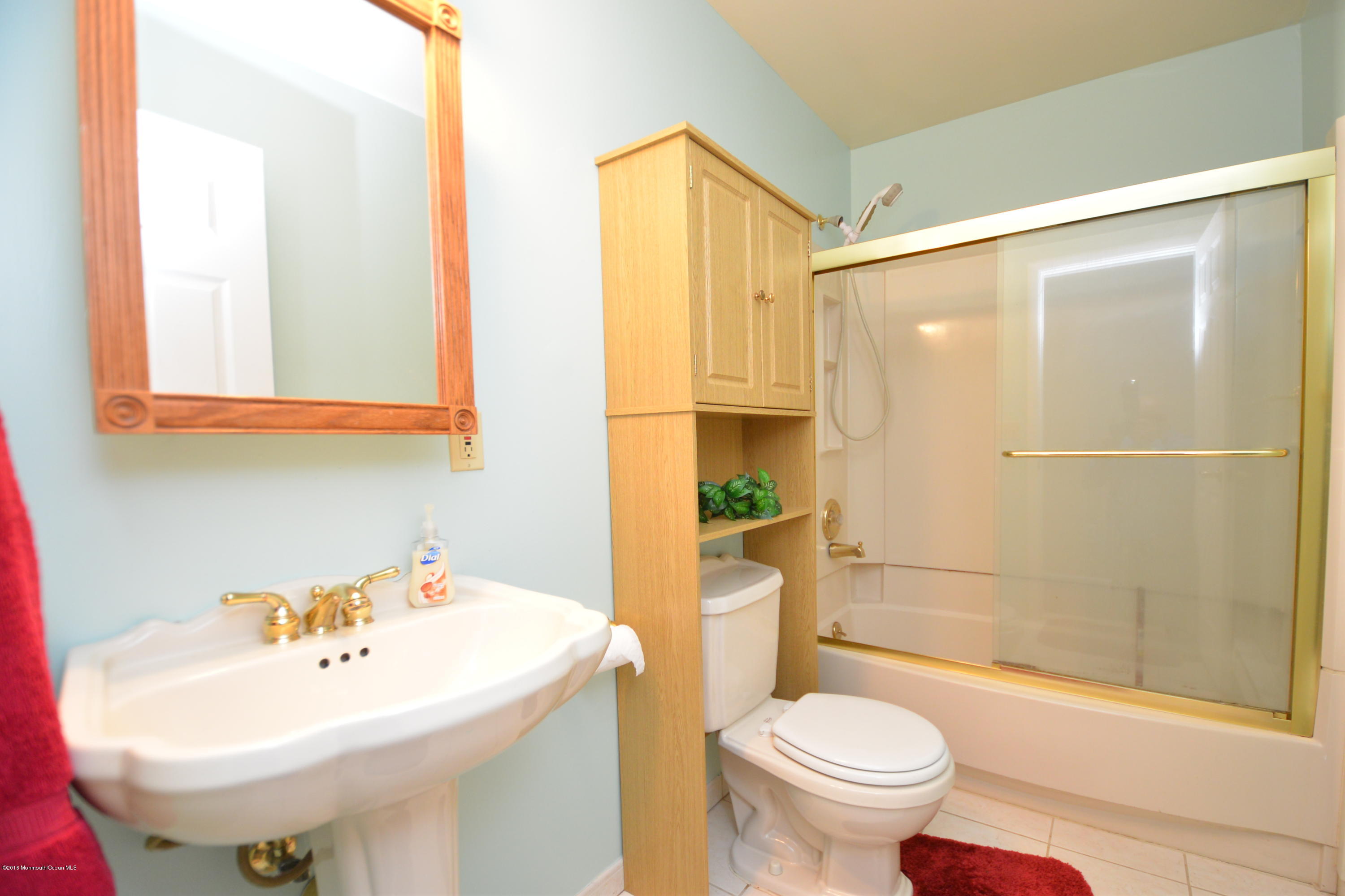 69 Harbor Road Morganville, NJ 07751 - Photo 12 of 14 DSC_1848