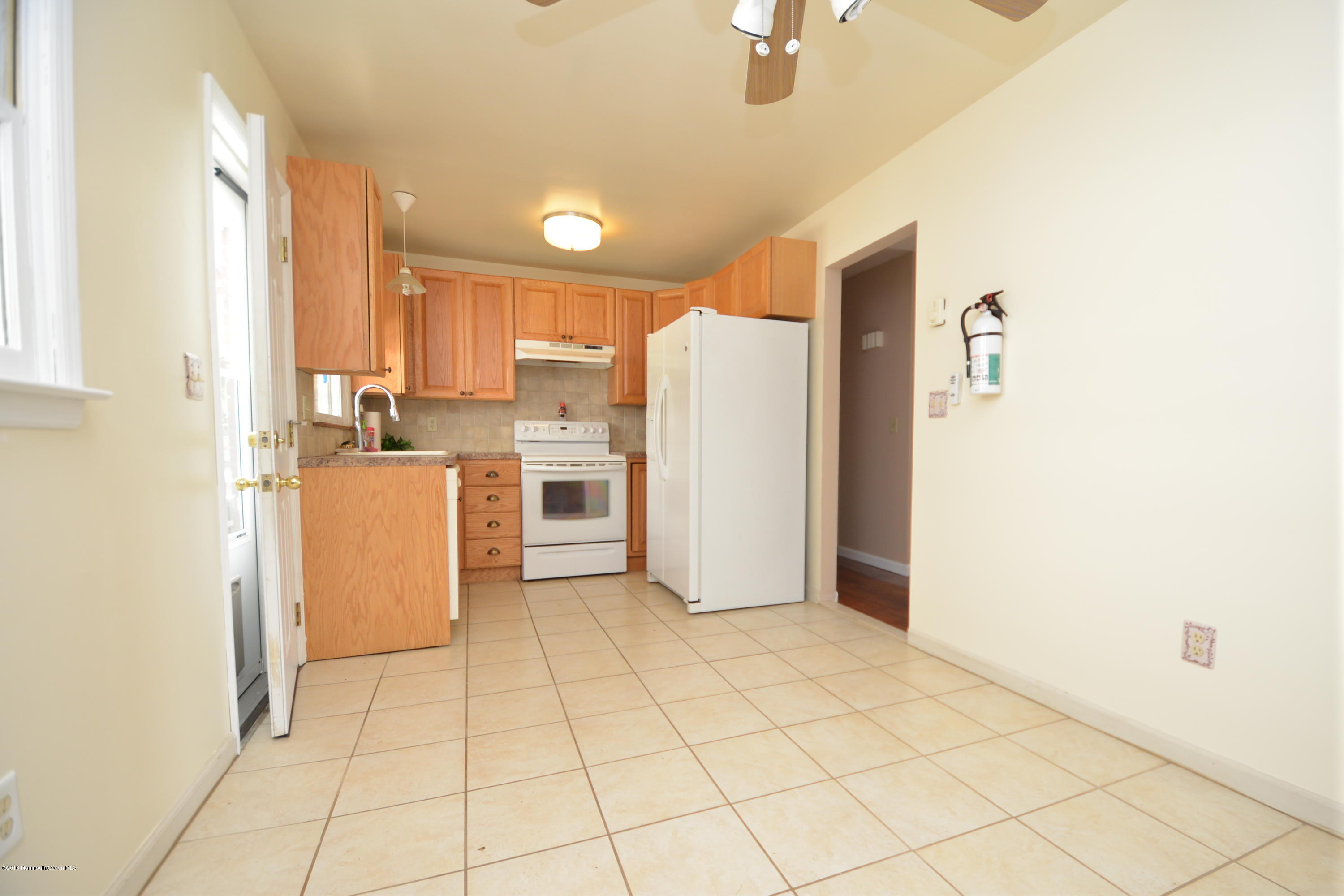 69 Harbor Road Morganville, NJ 07751 - Photo 7 of 14 DSC_1839