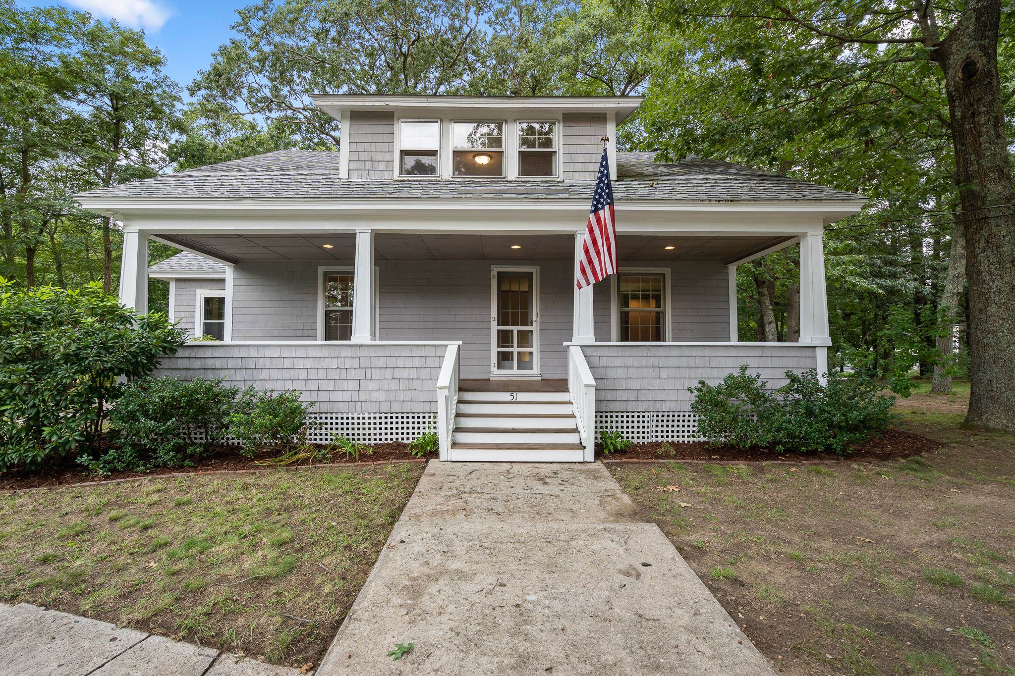 51 River Road Hudson, NH 03051 - Photo 1 of 36 Gallery Image 1